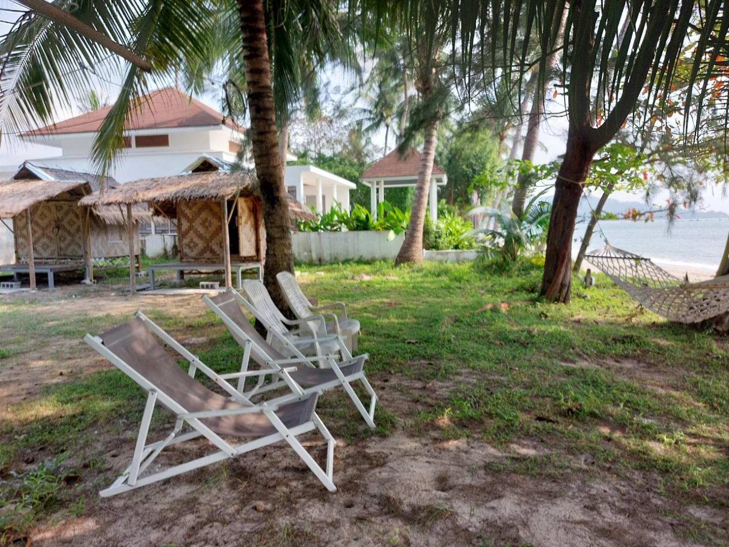 Samui Camping Farm แหลมสอ ภายนอก รูปภาพ